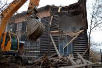 How are apartments given when a house is demolished?